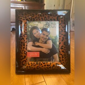 8x10 Cheetah Print Frame